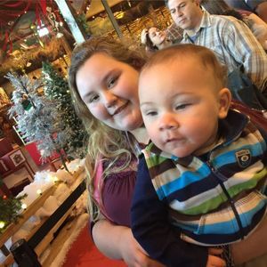 Meet your Posher, Ashley